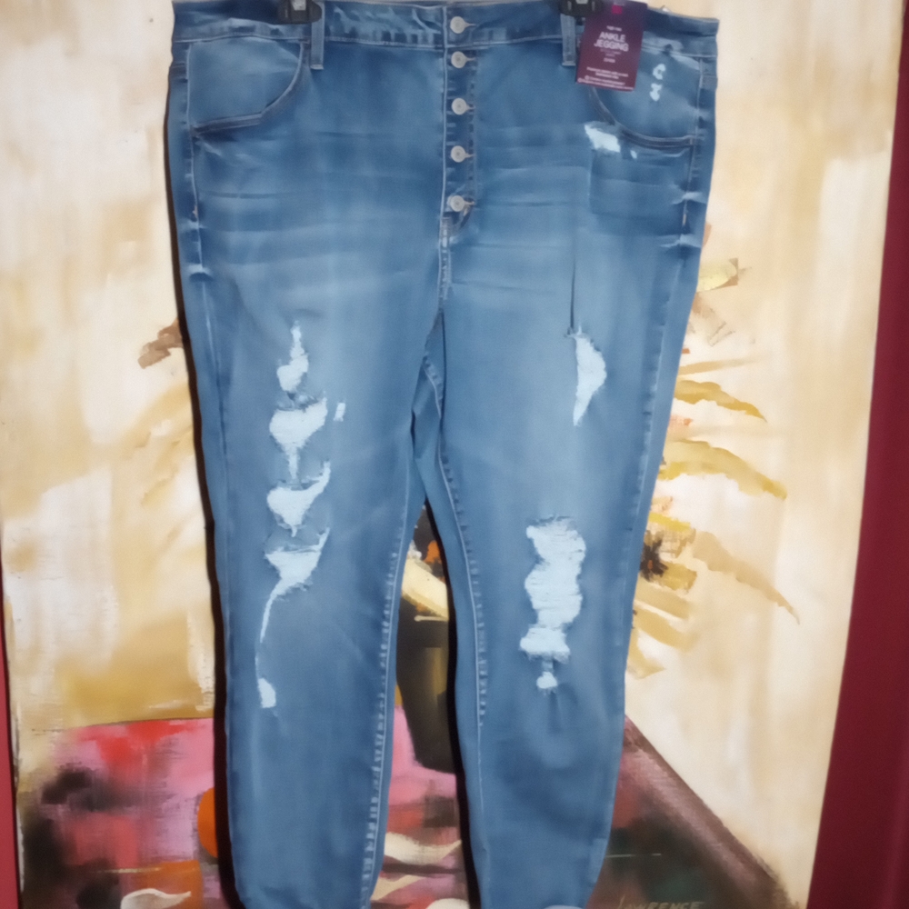 SO Women's Light Blue Distressed Skinny Jeans